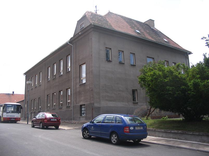 skola.JPG